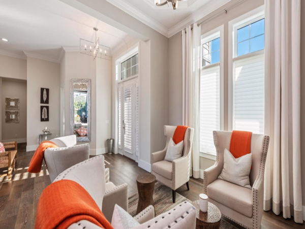 Discover Luxurious Waterfront Retreats - Unmatched Bay Views